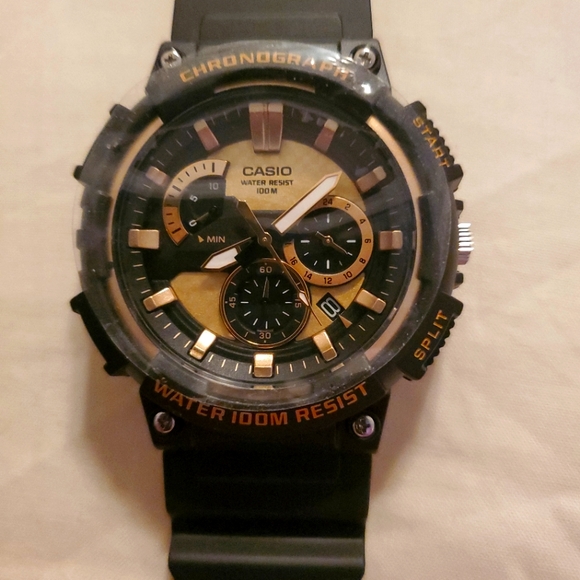 Casio Watch - Picture 1 of 7